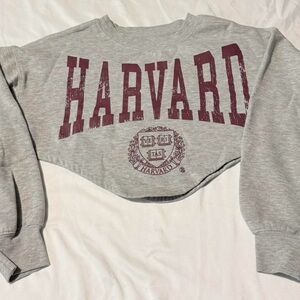 6 Pcs Different Brands Tops In Sizes Small- Large  Bundle Tank Tops &Shirts .